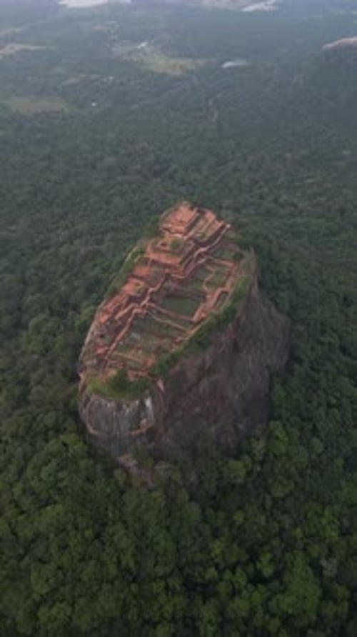 Vue aérienne de la forteresse de Sigiriya Lion Rock, Sri Lanka