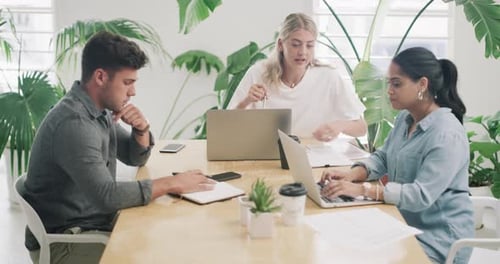 4k video footage of a group of businesspeople having a meeting in an office