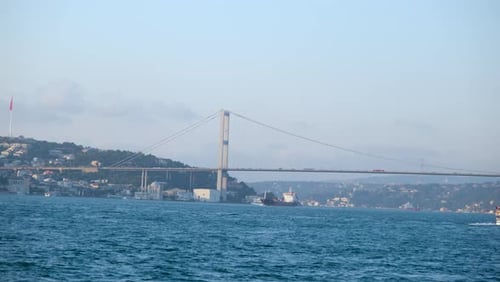 Zeitraffer über die Istanbul-Brücke