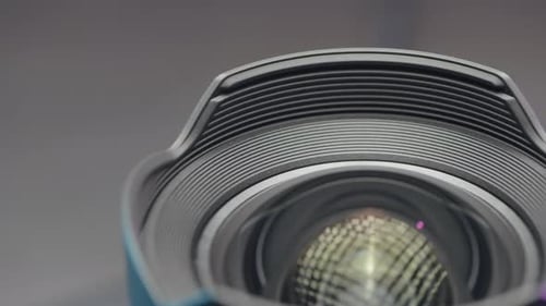 A New Lens for Video Shooting Action A New Lens for the Camera That Zooms in and Out When the Mode