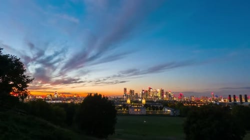 Horizonte de Londres en lapso de tiempo al atardecer, Reino Unido. Time Lapse diurno y nocturno