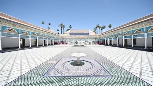 Video about a courtyard in the Bahia Palace in Marrakesh