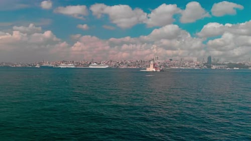 vue aérienne de la tour de la Vierge d'Istanbul