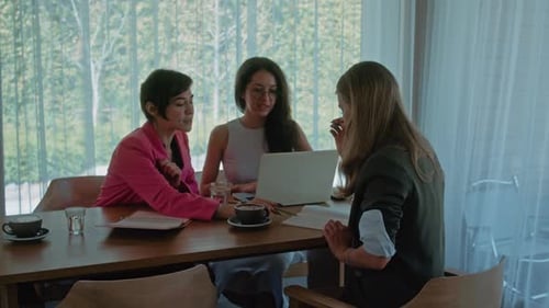 Modern International Office Women's Business Meetup