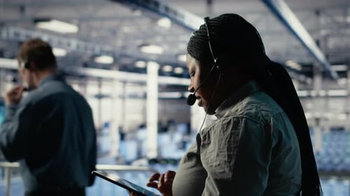 Data Center Colleagues Using Artificial Intelligence to Help Customers