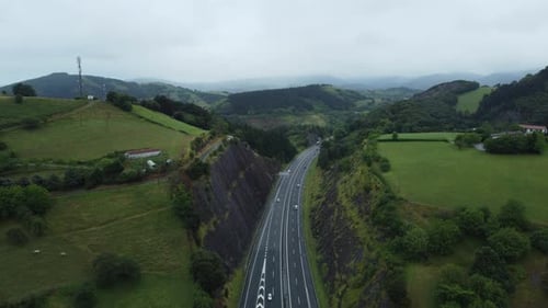 Vue aérienne de la route prise par un Drone