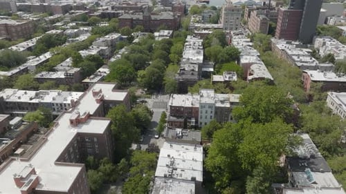 Aerial approach to Cobble Hill Park in Brooklyn