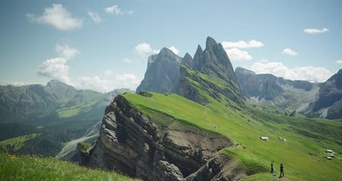 Chaîne de montagnes d'Odle avec le pic Seceda dans les Alpes des Dolomites, Italie