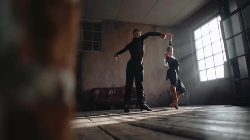 Dancing In Retro Studio