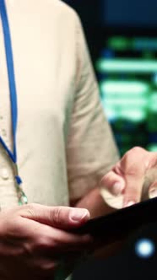 Vertical Composition Technician Manages Server Hub Infrastructure Operations