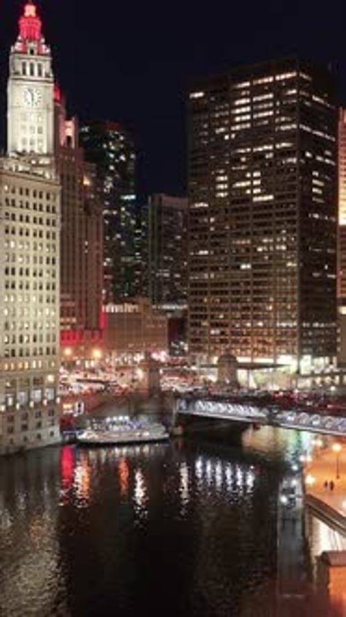 Night in Downtown Chicago At Chicago In Illinois United States.