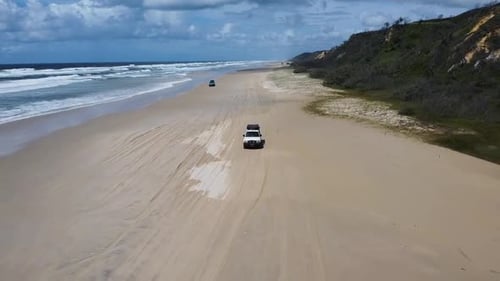 Drone shot: Driving on Fraser Island, Australia