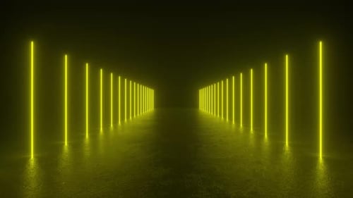 Gelber Lichttunnel im dunklen Raum