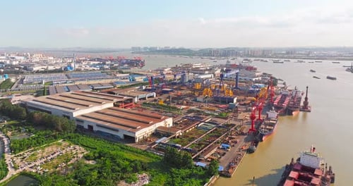 Navires de transport Terminal International Logistics 00188