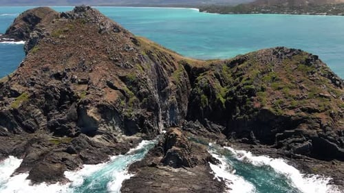 Images aériennes d'un survol des îles Mokulua