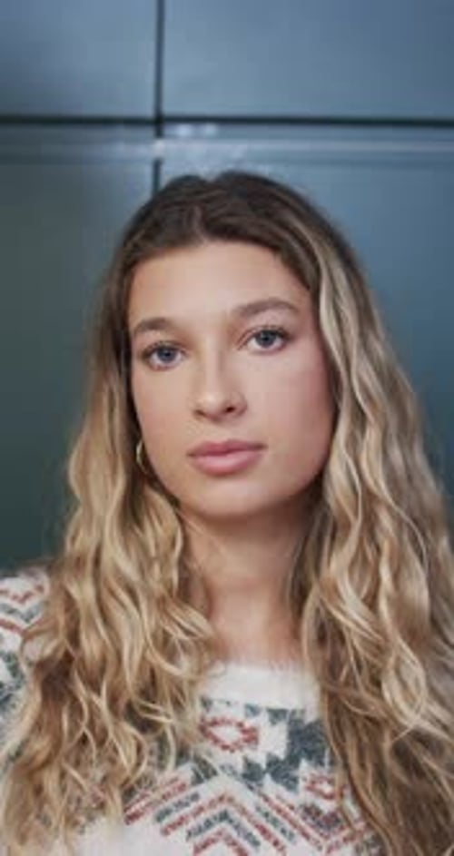 Smiling Woman with Wavy Hair Portrait Style