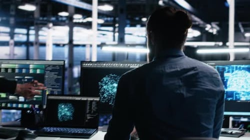 Data Center System Administrators Use PC to Monitor Neural Network Using AI