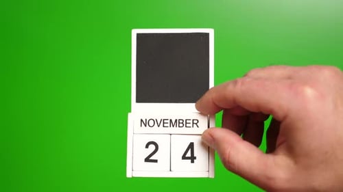 Changing November 24 Block Calendar on Green Screen