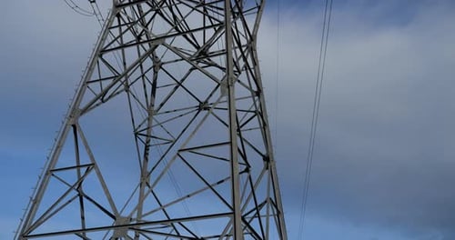 Línea eléctrica de alta tensión en Francia
