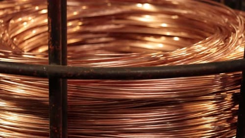 Fabricación de cables: bobinas de alambre, cables de cobre