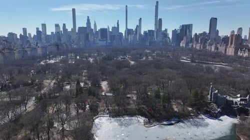 Central Park. Downtown City. Leisure Park Landscape. Metropolitan District.