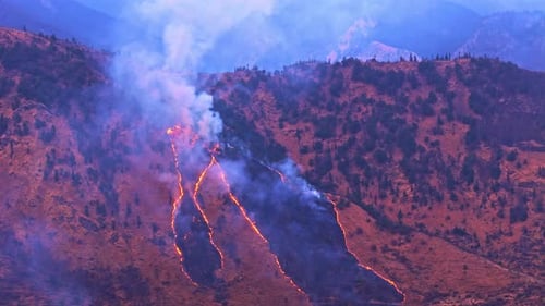 Plongez dans le charme d'un feu de cheminée en montagne