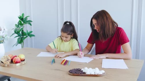 Creative Moments A Heartwarming Experience of a Mother and Daughter Strengthening Their Bond By