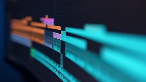 Nahaufnahme der Videobearbeitung auf dem Computerbildschirm Nahaufnahme des Computermonitors mit Zeitleiste