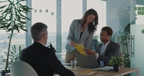 Team Collaboration in Modern Office Environment