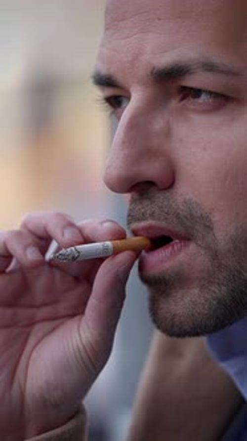 cigarette vs vapes E-Cigarettes vs Traditional Cigarettes: Which Is the Safer Choice? cigarette vs vapes E-Cigarettes vs Traditional Cigarettes: Which Is the Safer Choice?