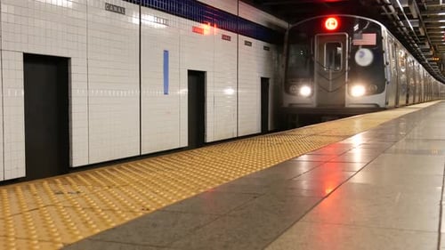New York Subway Station Underground Metropolitan Platform Metro Train Railway Passenger Transport