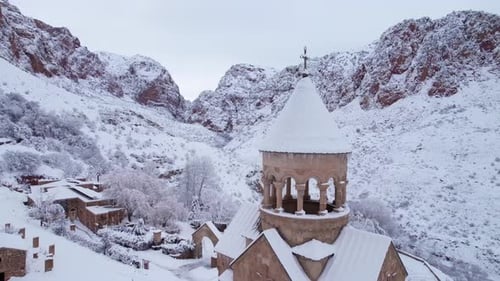 Luftbild Video dem armenisch-orthodoxen Noravank-Kloster
