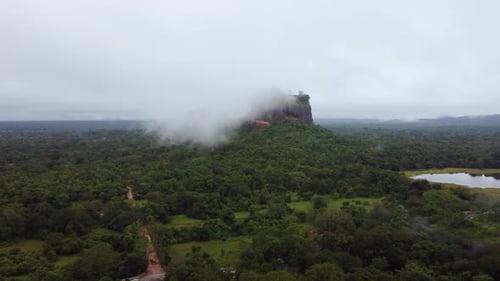 Sigiriya Lion Rock Fortress | Ancient Wonder of Sri Lanka