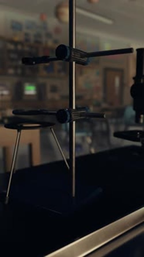 Modern 3D Rotating Science Lab Equipment for Education