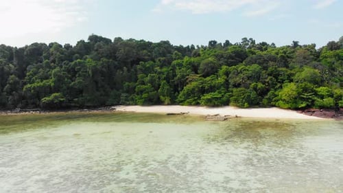 Aerial shot of beautiful exotic lagoon island on Andaman Sea in Thailand - Koh Kradan