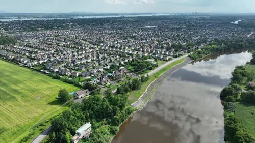 Subúrbio de Montreal - antena de casas e bairro\_1