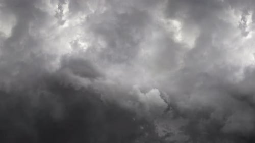 4K-Ansicht des dramatisch Wolkensturm-Hintergrunds.