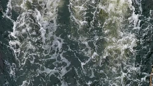Schlammiges Wasser