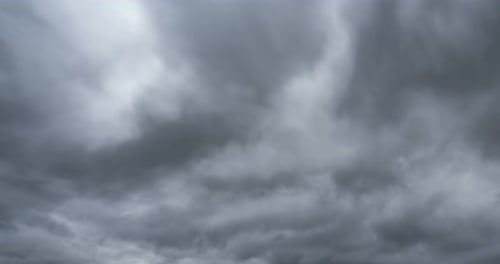 Nuvens cinzentas e tempestuosas Time Lapse