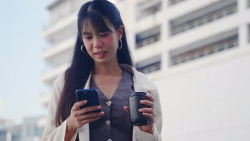 Young Happy Business Businesswoman Outdoor Walking Through Modern Office District Smiling While