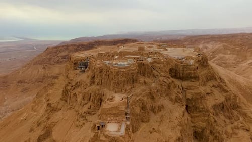 Vue aérienne des ruines de Massada en Israël