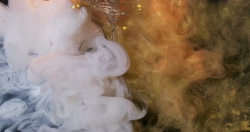 Paint Flow Smoke Blow Clash White Gold Light Bulb