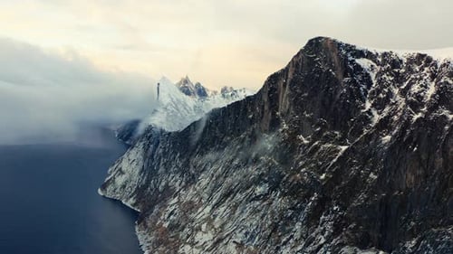 Segla, Mountain Range in Senja 1