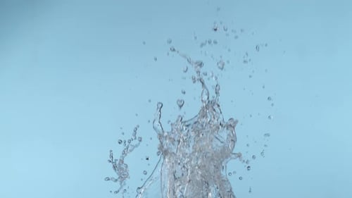 Wasserspritzer in Superzeitlupe