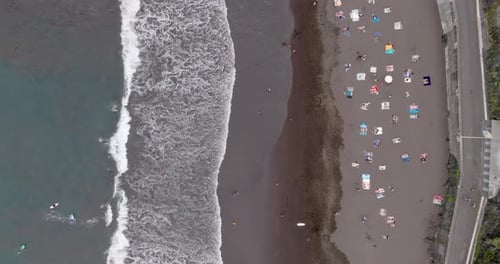 Vista aérea de la playa de Seixal, Madeira
