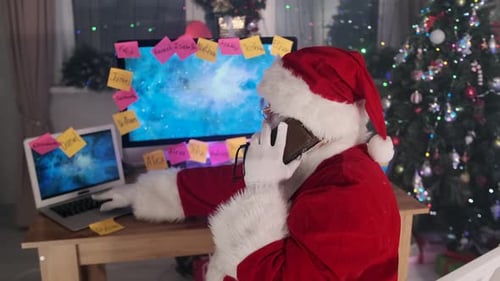 Santa Working Online