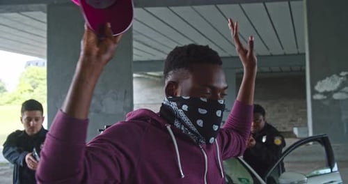 A Noteworthy Encounter Took Place Between Civilians and Law Enforcement in an Underpass Area