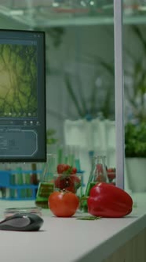 Botanical Sample Analysis in Food Science Laboratory