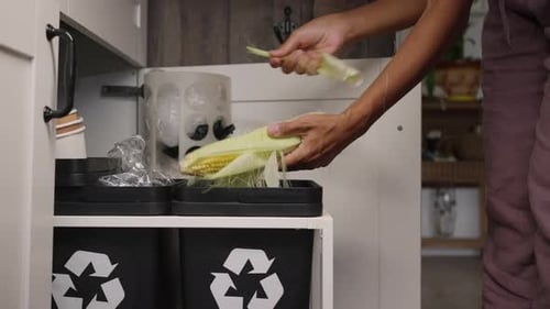Peeling Corn for Recycling Food Waste