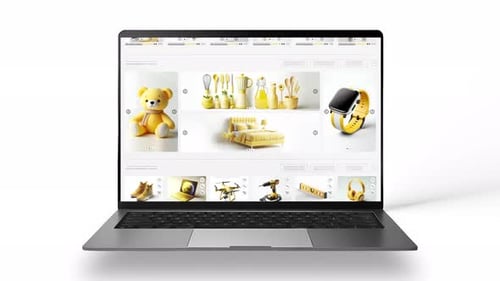Animated E-commerce Website UI with Dynamic Product Showcase